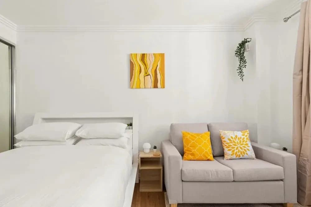 Charming Studio Apartment in the Heart of Sydney - photo 1