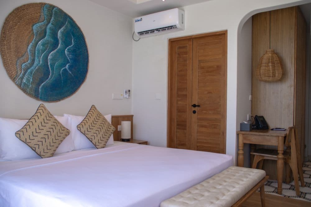 Stone Beach Club, Dhiffushi - photo 1