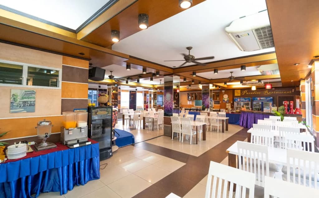 SB Living Place Hotel - photo 32