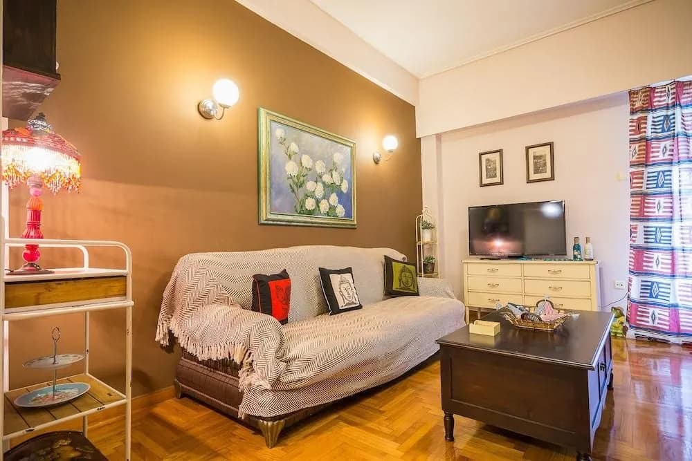 Comfortable Central Athens Flat by Cloudkeys - photo 3