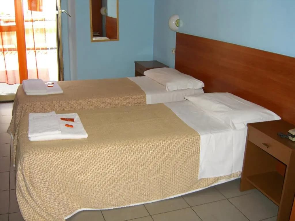 Hotel Mercurio - main photo