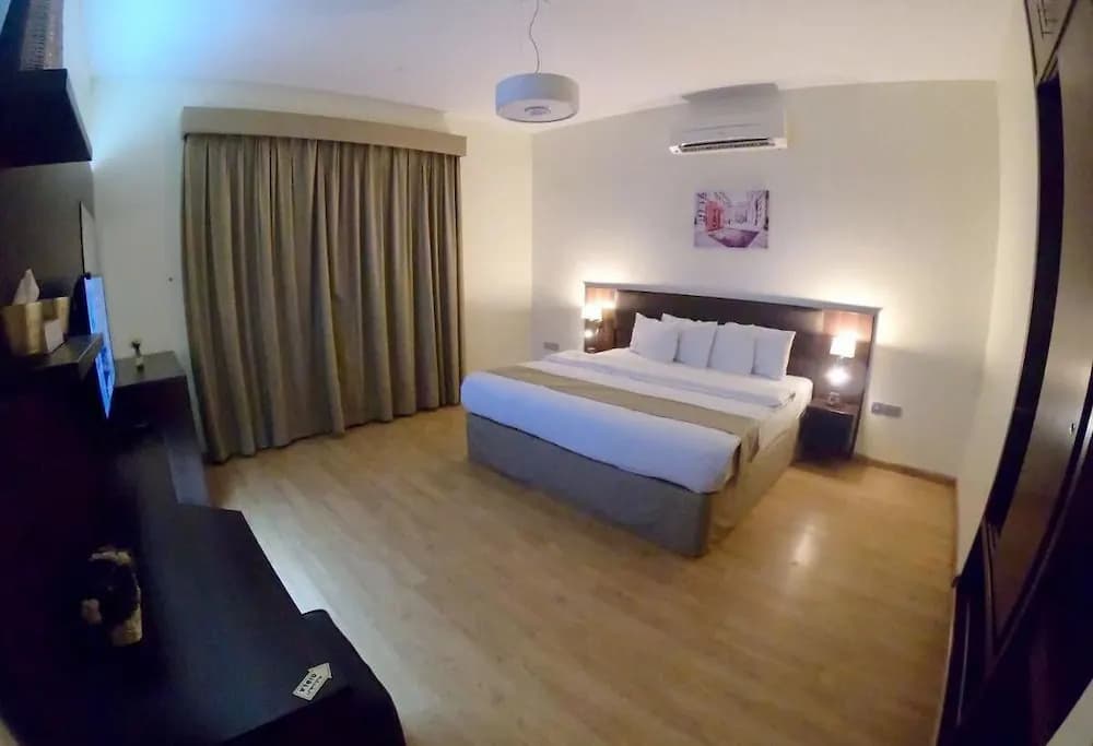 Weekdays Hotel - photo 4
