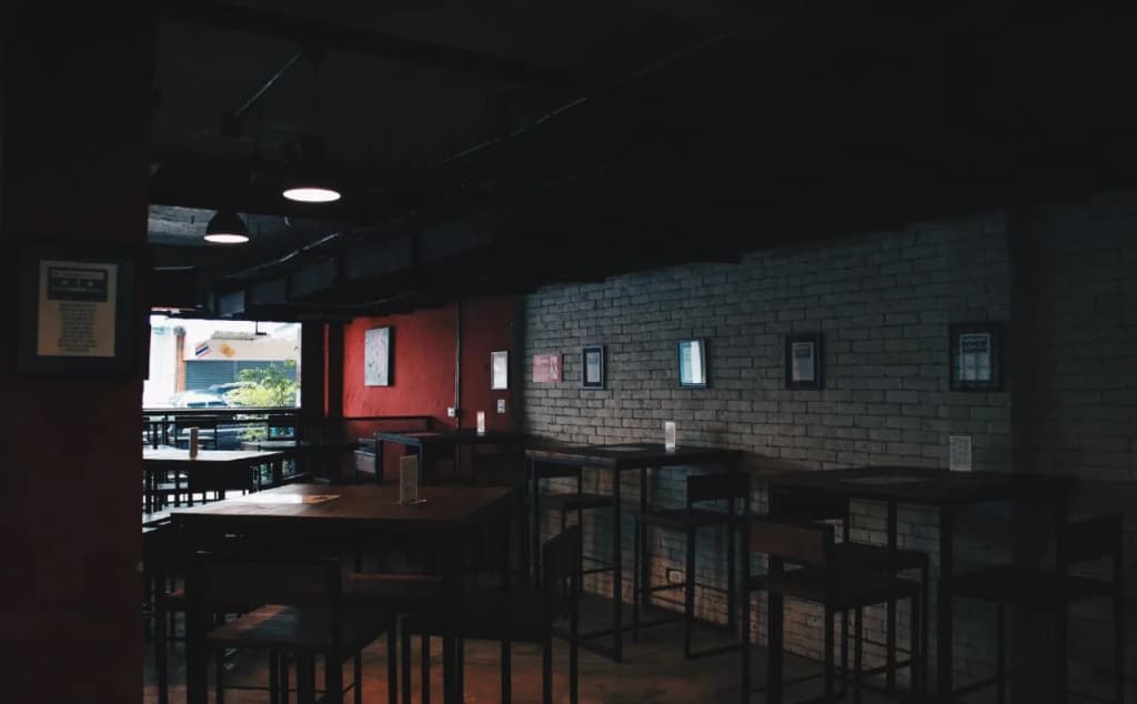 Henry's Hotel & Gastropub - photo 11