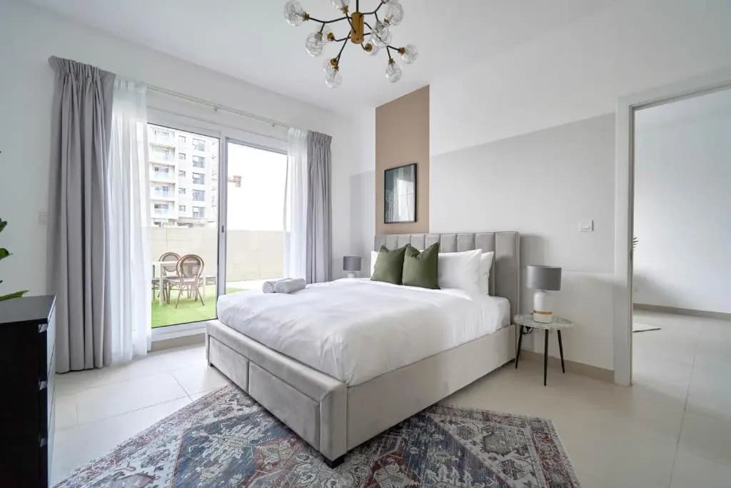 Stella Stays Iconic 1 BDR Dubai JVC Large Terrace - photo 4