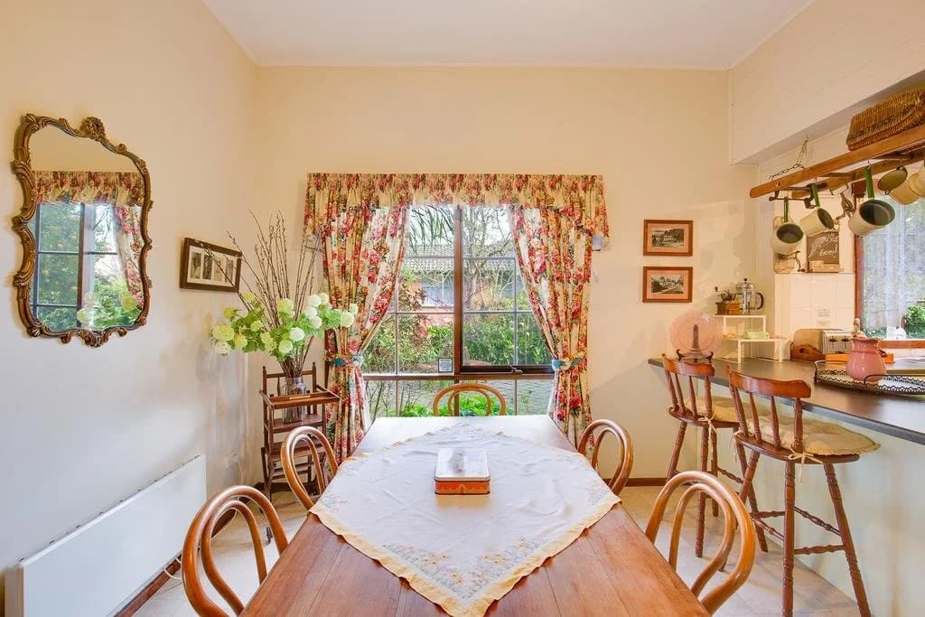 The Heart of Emerald Bed & Breakfast - photo 5