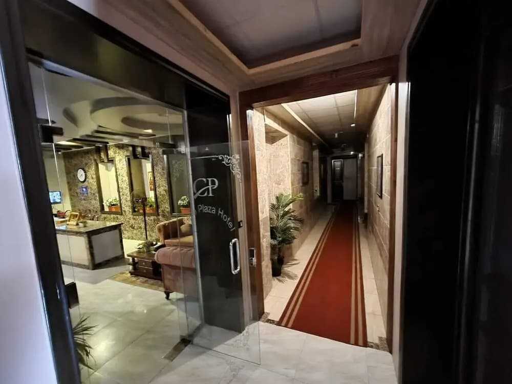 Cairo Plaza Hotel - photo 11