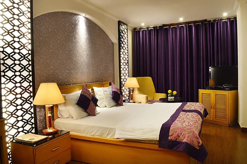 Hotel Emperor Palms at Karol Bagh - photo 5