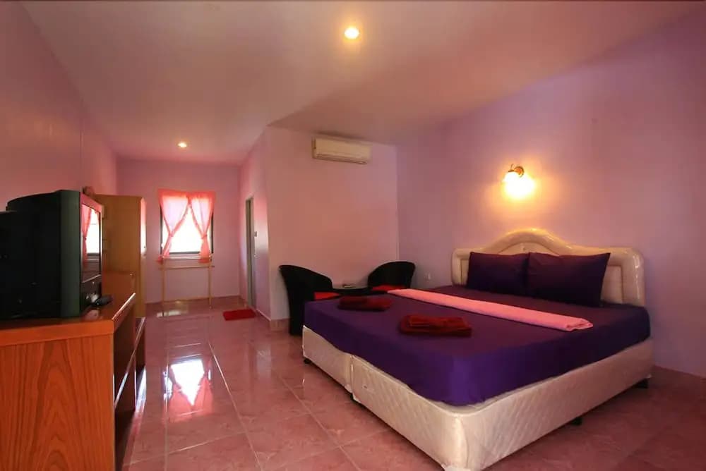 My Palace Guesthouse - photo 4