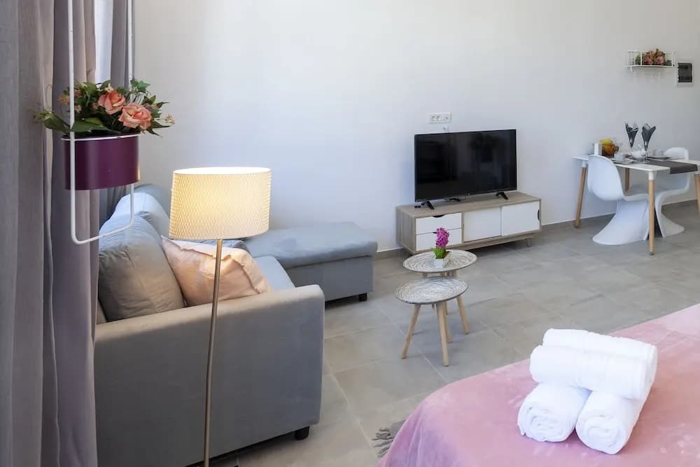 Feidias luxury flat Psyrri square - photo 3