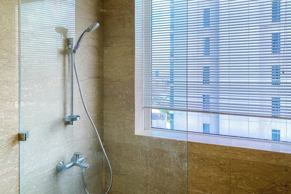 Comfy And Spacious 2Br At Menteng Park Apartment - photo 9