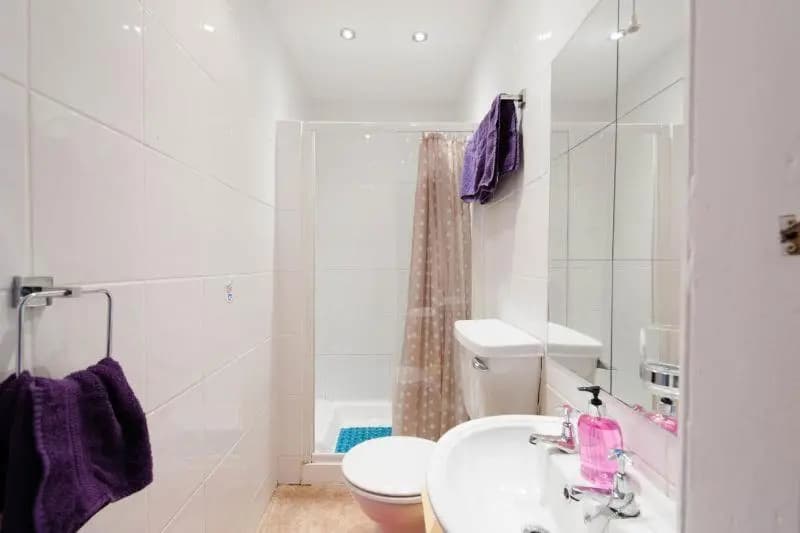 Lauriston Central Skylight Roomz - photo 34