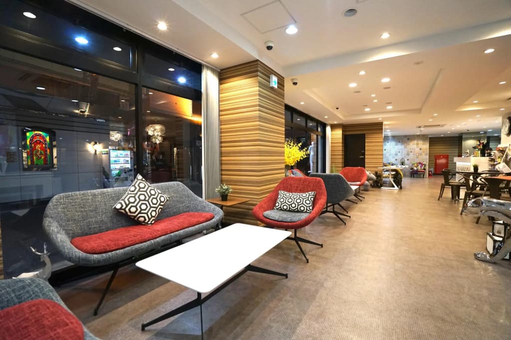 Hotel 88 Shinsaibashi - photo 2