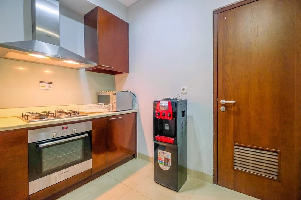 Spacious and Cozy 2BR Apartment Essence Dharmawangsa - photo 17