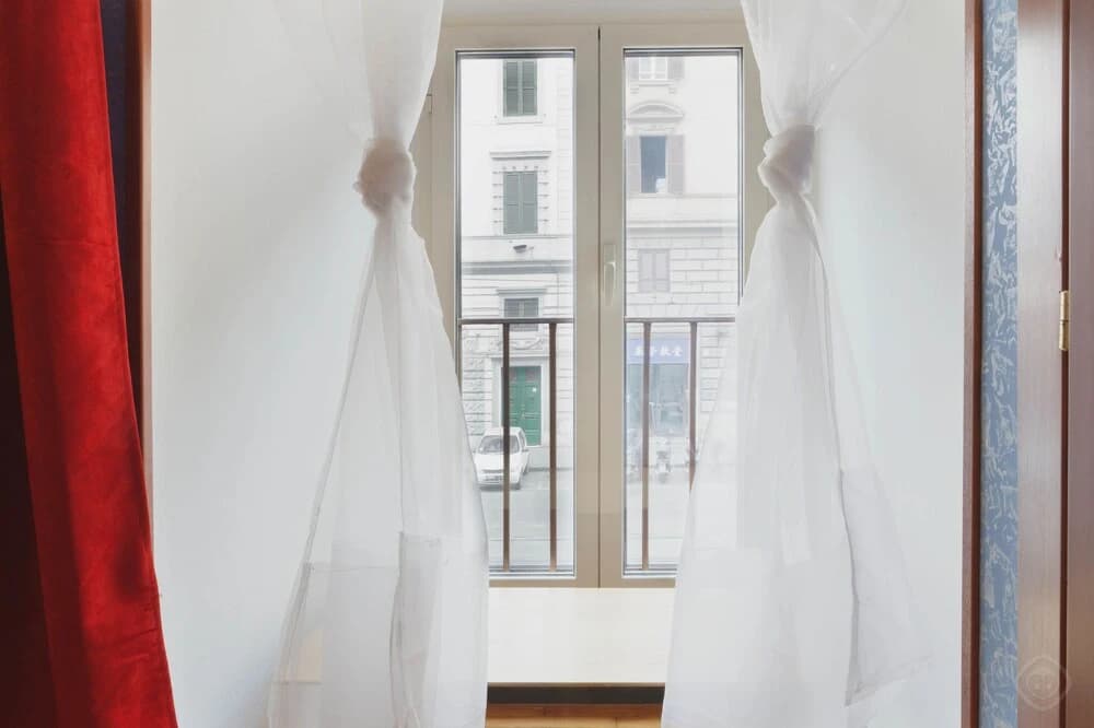 Principe Eugenio Apartment - photo 2