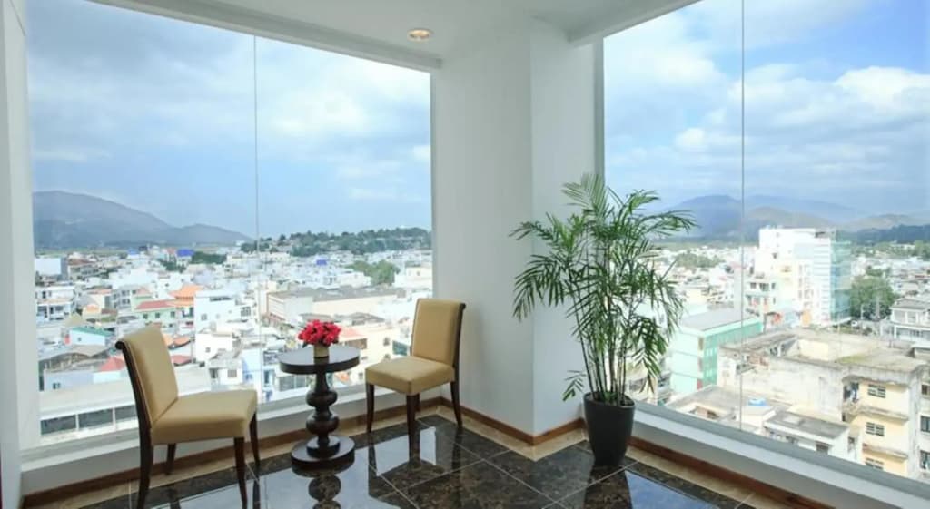 Den Long Do Hotel & Restaurant - photo 8