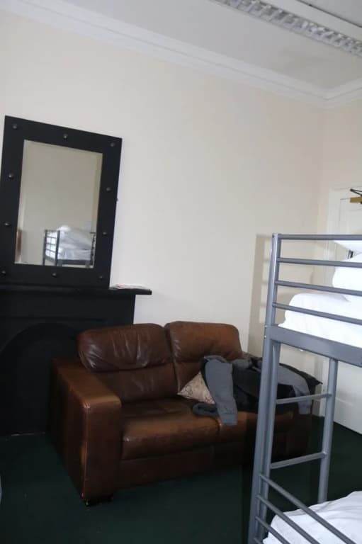 Scottish Apartment - photo 8