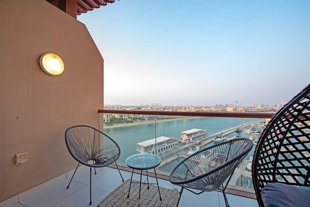 Tranquil Studio With Unmatched Ocean Views in Palm - photo 18