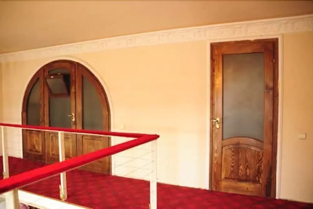 Tbilisi Friendly Hostel - photo 4