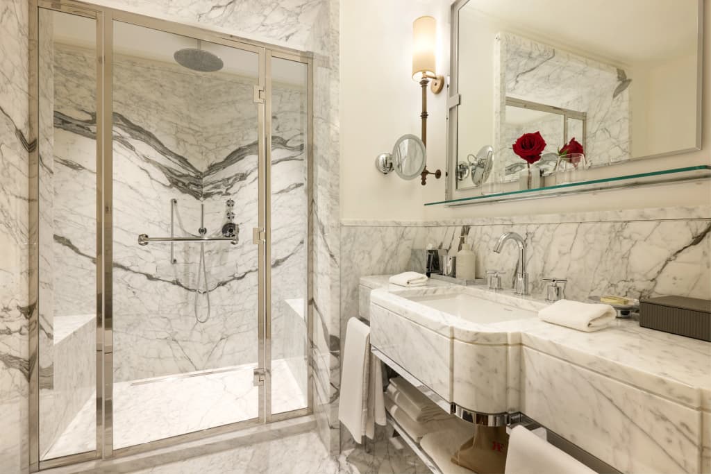 Hotel Savoy - photo 26