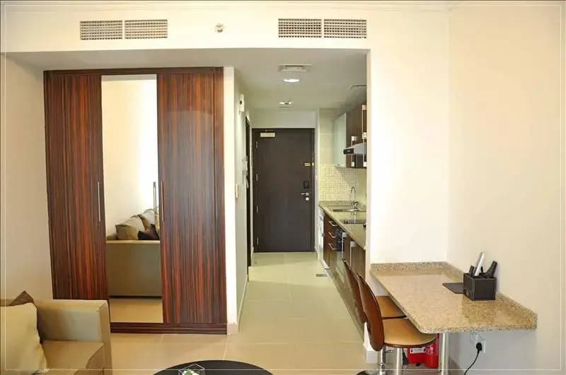 Dubai Apartments - Jumeirah Lake Towers - Goldcrest - photo 3