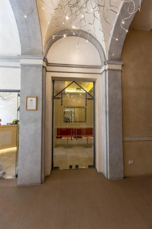 Hotel Aurora - photo 18