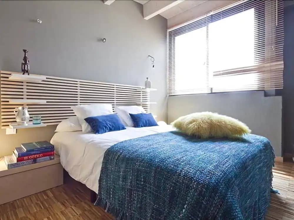 Executive Attic 3 - main photo