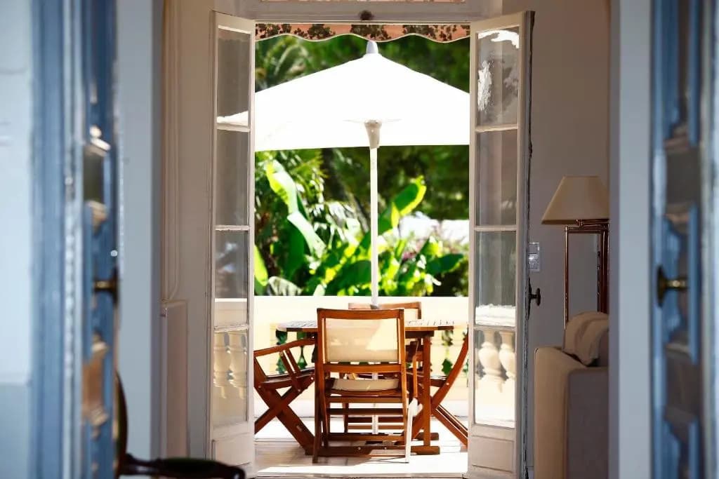 Magnifique appartement d'époque avec Vue Mer 4 personnes avec terrasse Le Port Nice - photo 7