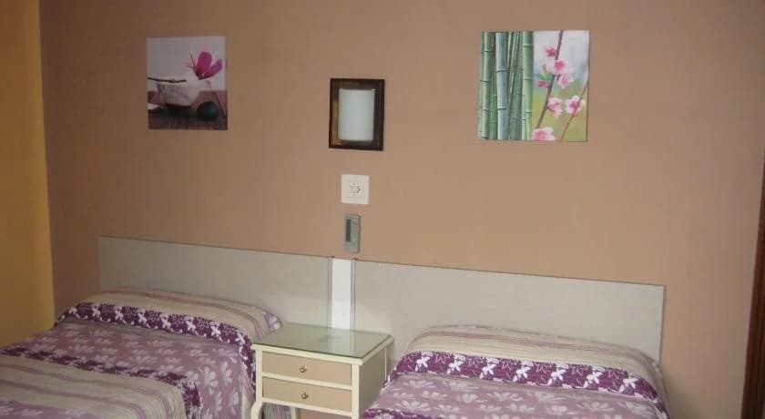 Hostal La Selecta - photo 2
