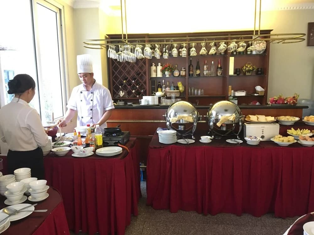 Sunny Hotel - photo 11