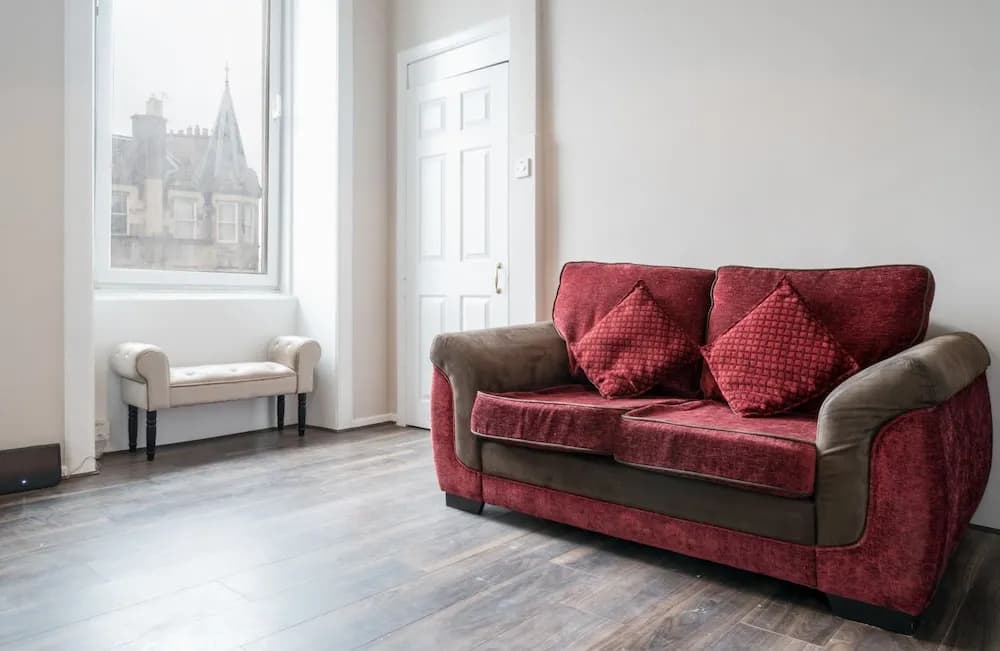 Newly Refurbished 1 Bedroom Flat - photo 6