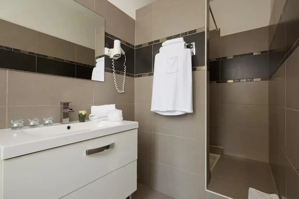 Hotel le Twelve - photo 8