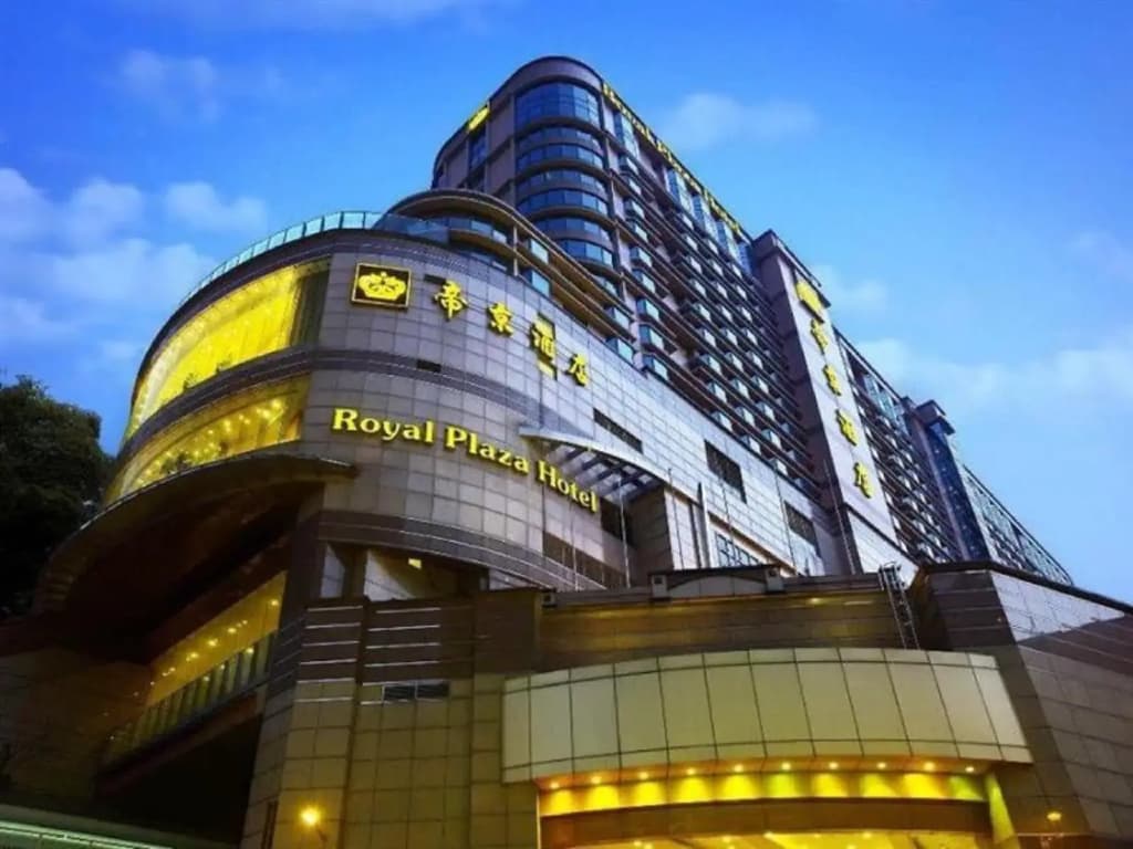 Royal Plaza Hotel - photo 27