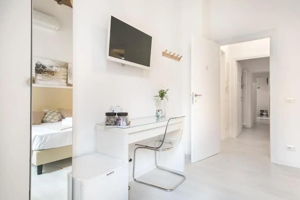 White Ostilia BB - photo 8