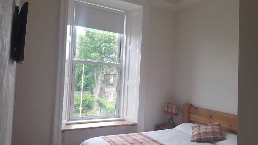 18 Craigmillar Park Guest House - photo 3