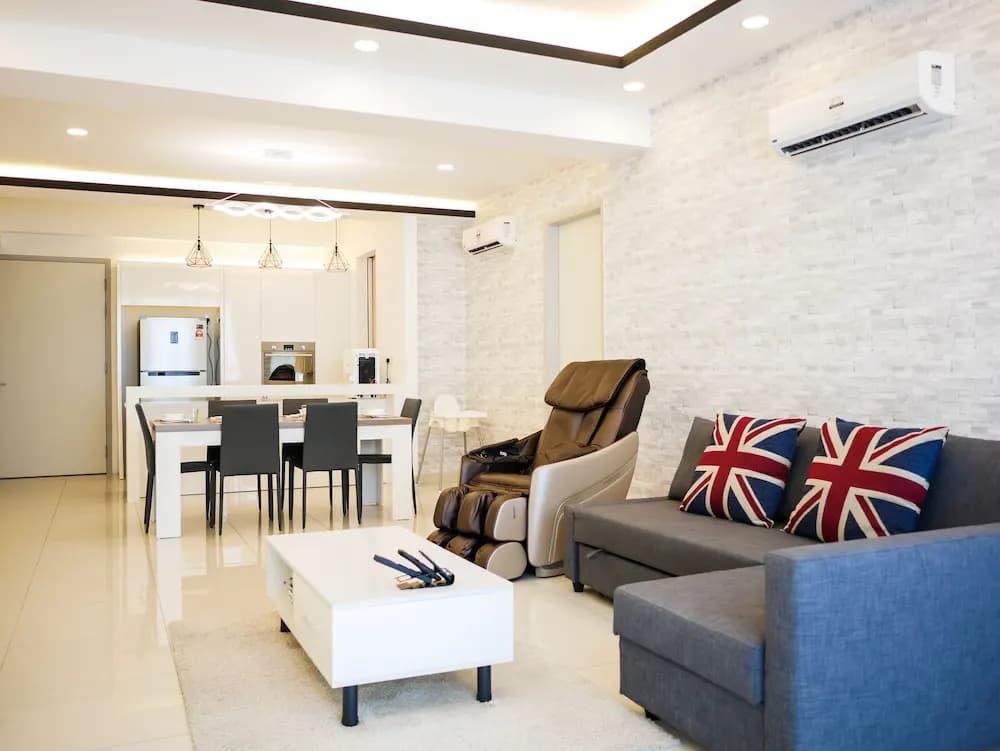 May Full Seaview Luxury Suite - photo 25