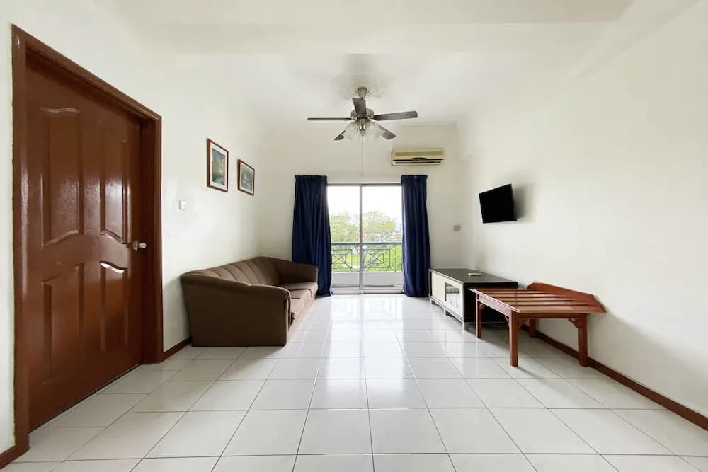 OYO 90184 Api Api Guesthouse 533 - photo 6