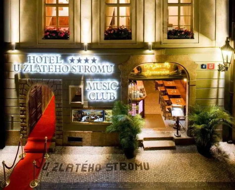 Hotel U Zlatého Stromu Prague by BHG - photo 20