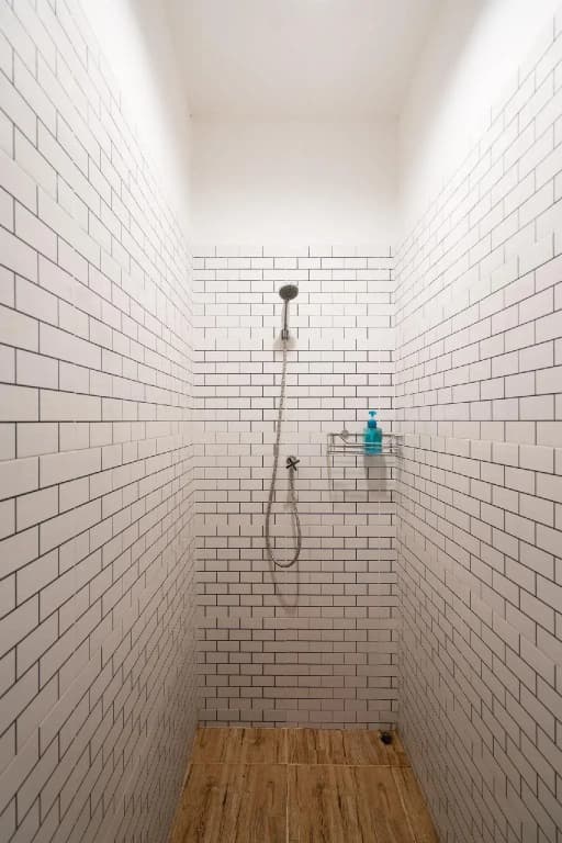 The Urban Age Hostel - photo 10