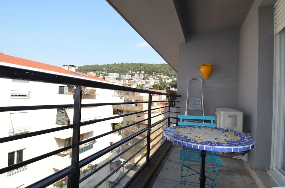 Modern duplex apartment 4 persons near train station Acropolis in Nice - photo 6