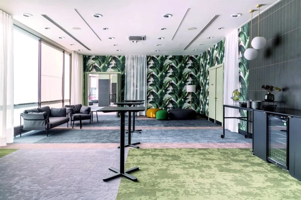 Diplomat Hotel - photo 26