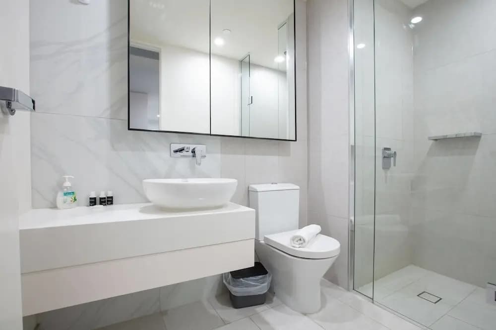 Stunning Comfy 2 Bed With Parking In Melbourne - photo 8