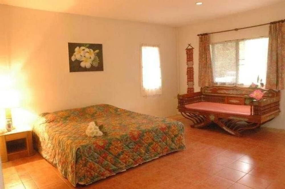 Chotika Bungalow Phuket - photo 4