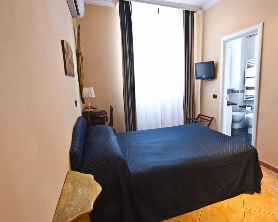 Hotel Caracciolo - photo 4