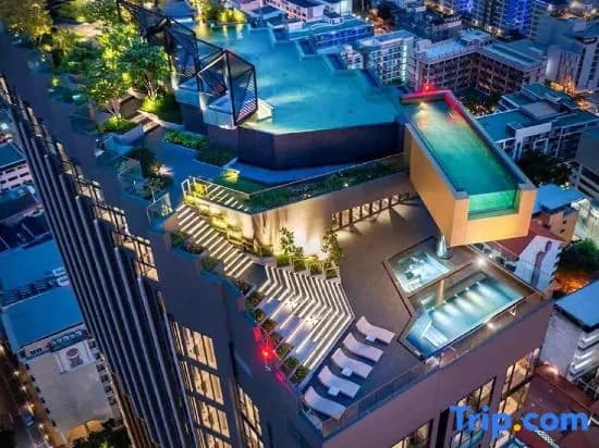 EDGE Central Pattaya Condo Near Beach & Walking Street - photo 3