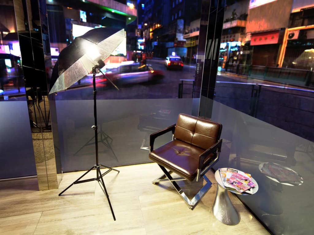 Dash Living On Hollywood - photo 12