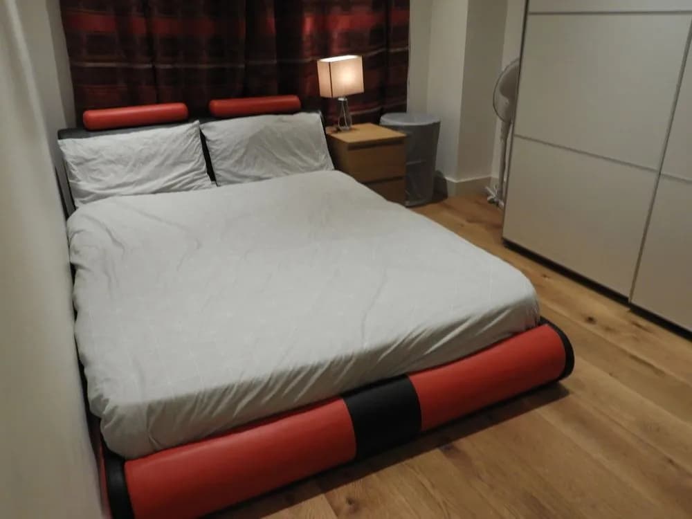 Marble Arch Apartment - photo 6