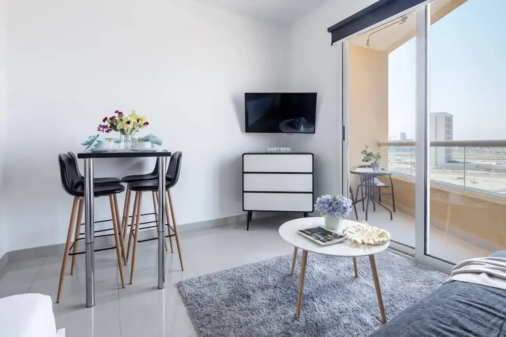 Stylish and Comfy Studio in Lakeside Impz! - photo 6
