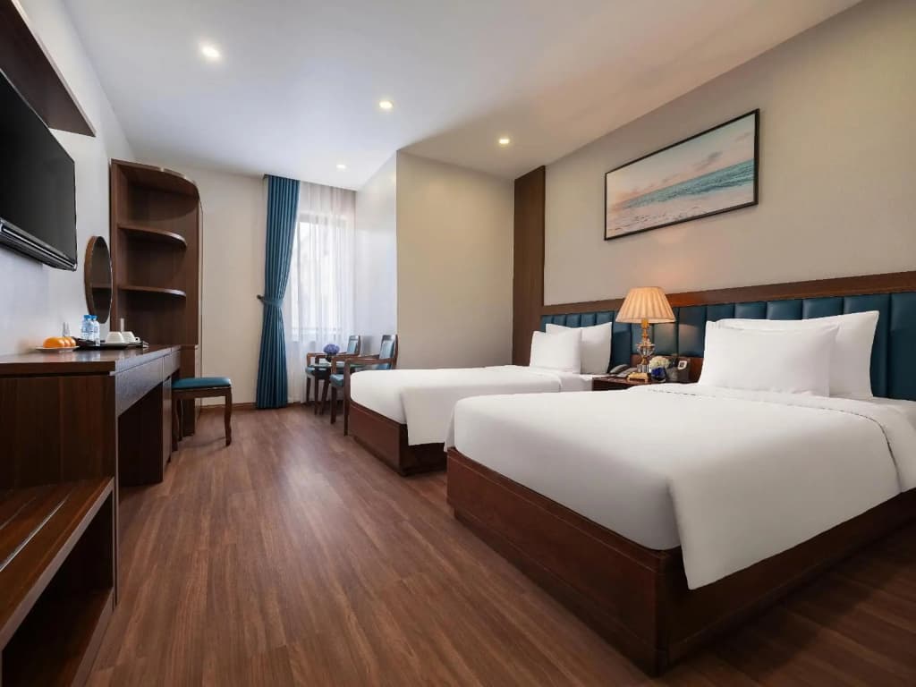 Halong Boutique Hotel - photo 4