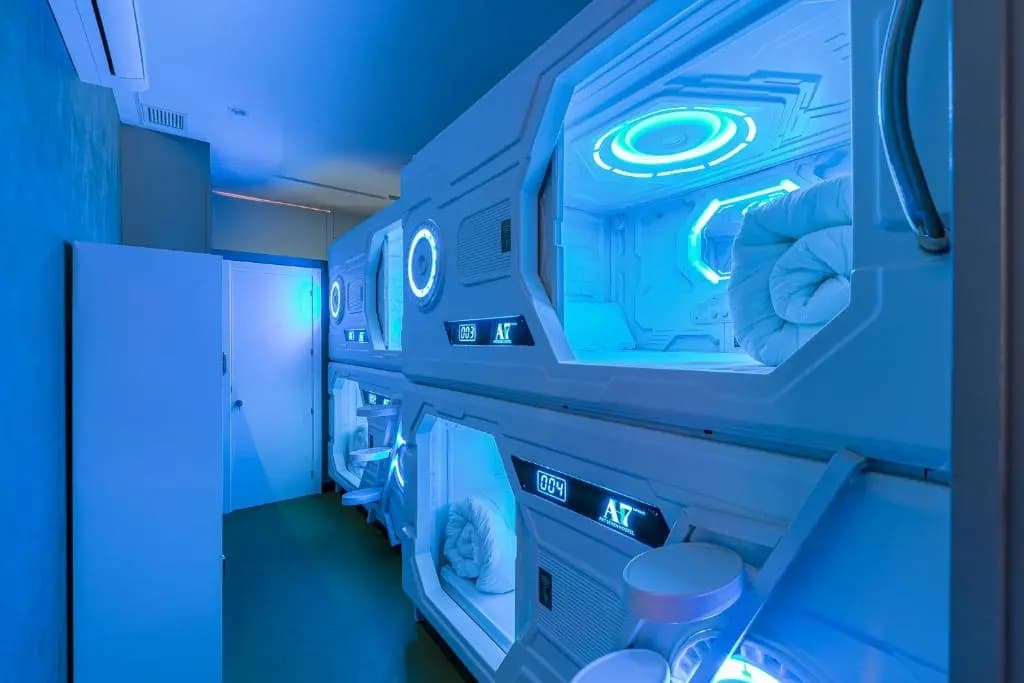 Art Seven Hostel Capsules - photo 16