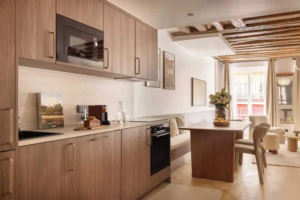 Chic A/C Central apt - 2bdr/6p - Faubourg s/ Denis - photo 16